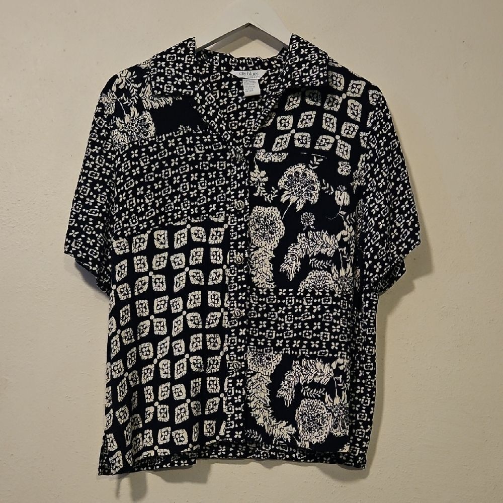 City Blues Koret Navy and White Patterned Button Down Shirt
